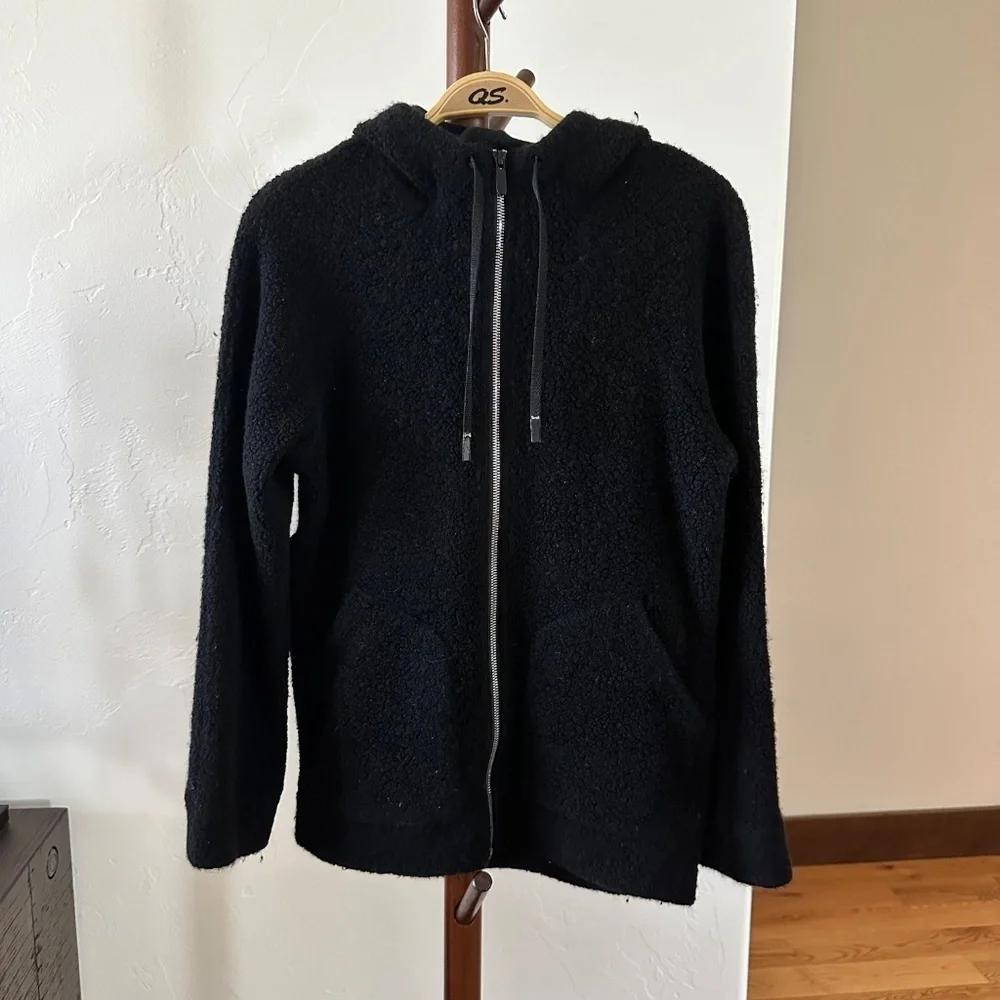 Lululemon So Sherpa Hooded Jacket (Size 2)